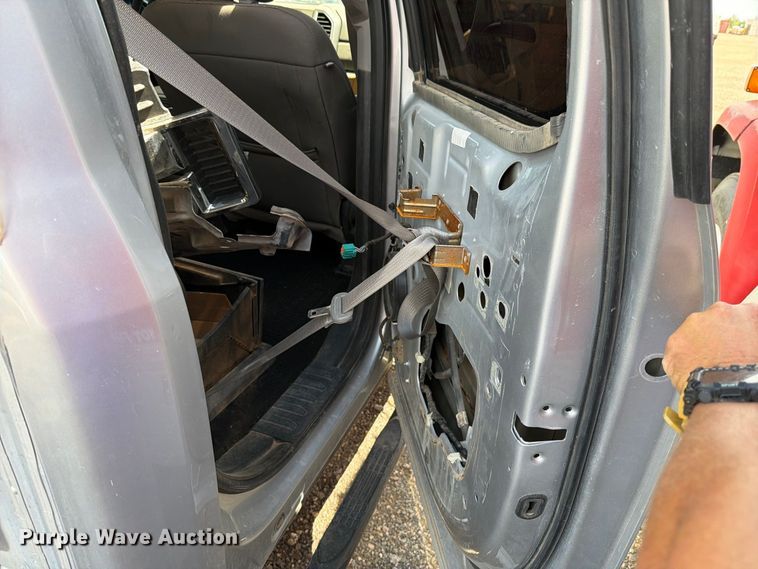 image for item DV8658 2017 Ford F250 Super Duty Crew Cab pickup truck