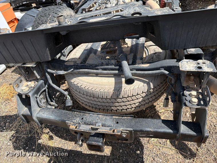 image for item DV8659 2017 Ford F250 Super Duty Crew Cab pickup truck