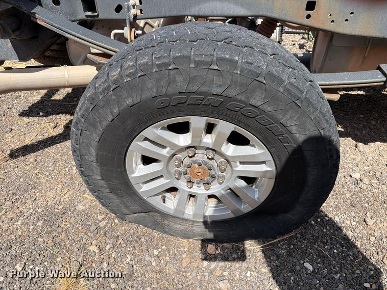 image for item DV8659 2017 Ford F250 Super Duty Crew Cab pickup truck