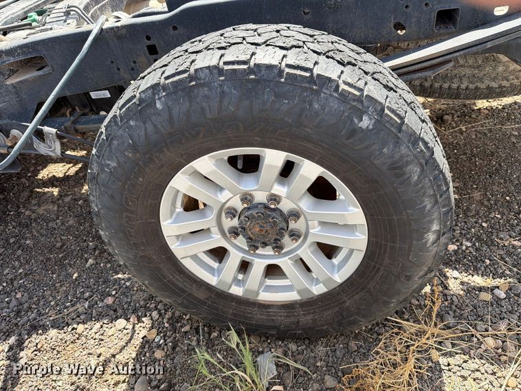 image for item DV8659 2017 Ford F250 Super Duty Crew Cab pickup truck