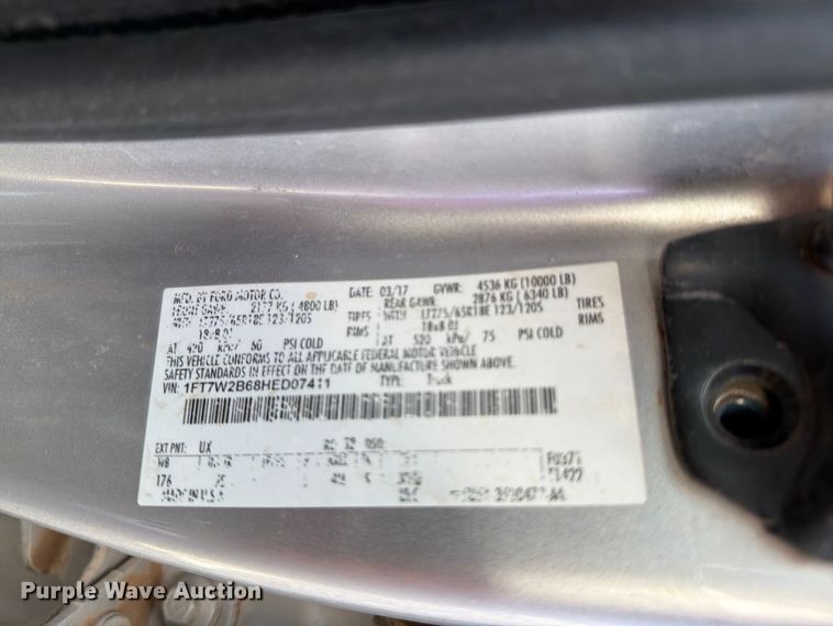 image for item DV8659 2017 Ford F250 Super Duty Crew Cab pickup truck