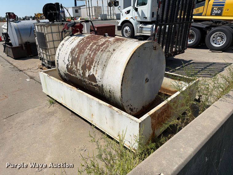 image for item DZ4690 Fuel tank