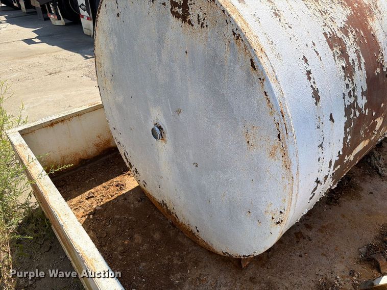 image for item DZ4690 Fuel tank