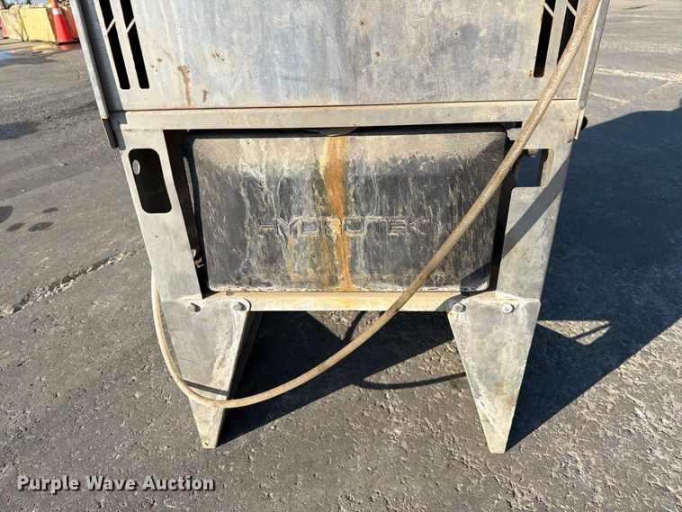 image for item DZ4691 Hydro Tek HN35005E3R pressure washer