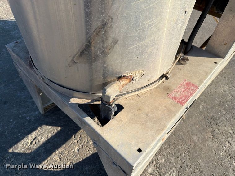 image for item DZ4691 Hydro Tek HN35005E3R pressure washer