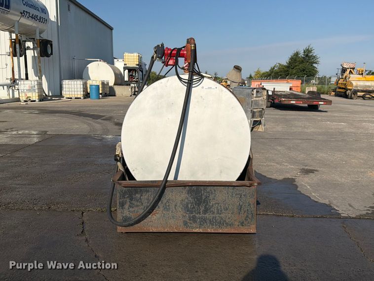 image for item DZ4693 Fuel tank