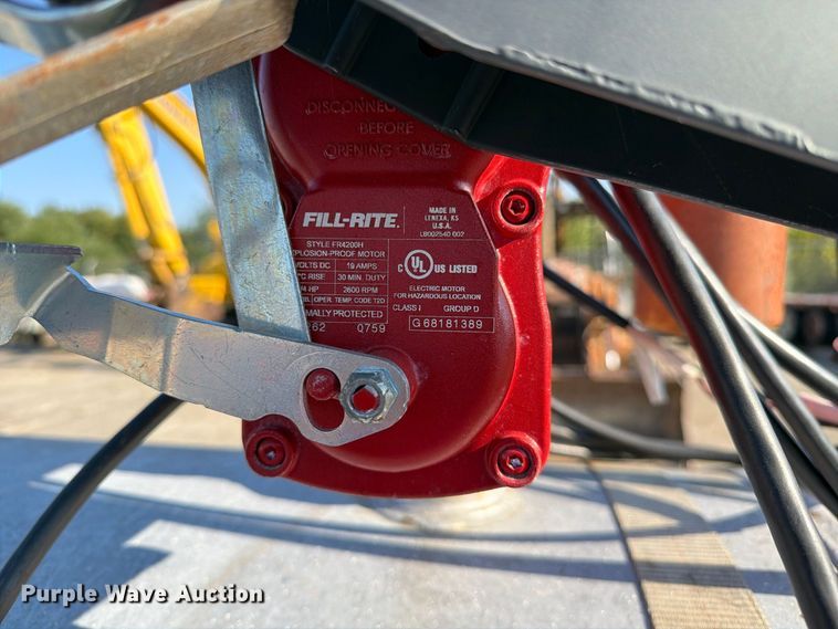 image for item DZ4693 Fuel tank