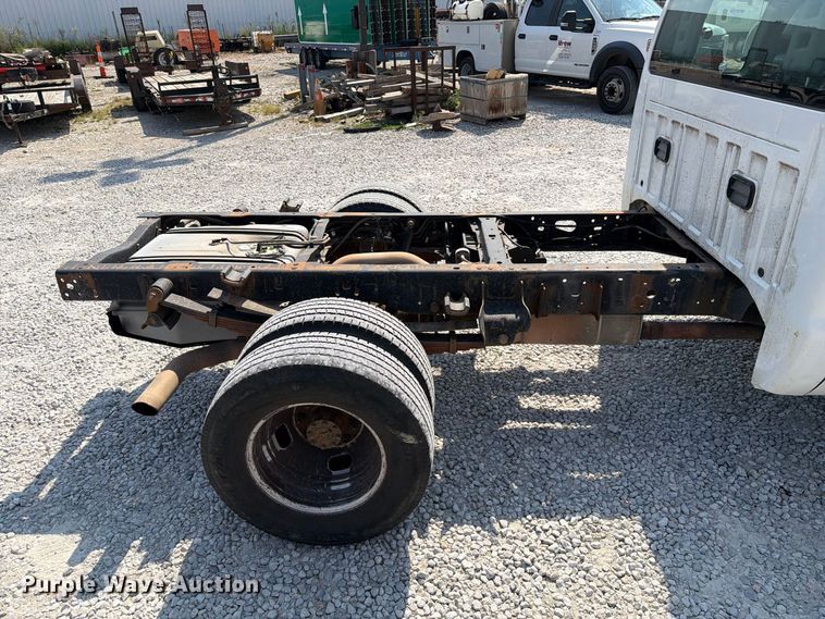 image for item DZ4711 2011 Ford F350 Super Duty Ext. Cab pickup truck cab and chassis