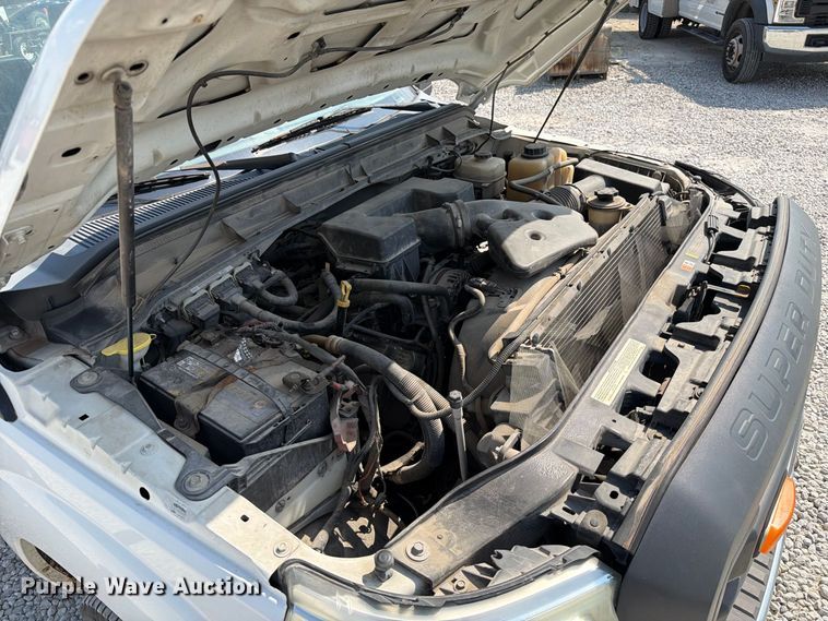 image for item DZ4711 2011 Ford F350 Super Duty Ext. Cab pickup truck cab and chassis