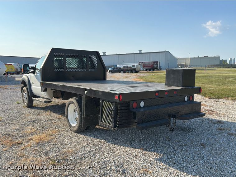 image for item DZ4719 2015 Ford F550 Super Duty XL flatbed truck