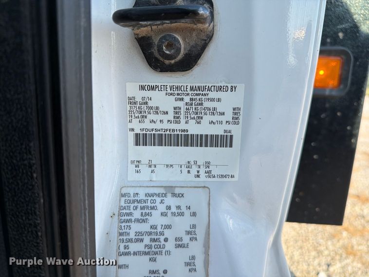 image for item DZ4719 2015 Ford F550 Super Duty XL flatbed truck