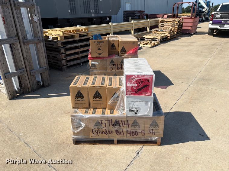 image for item DZ4723 (60) boxes of oil and grease