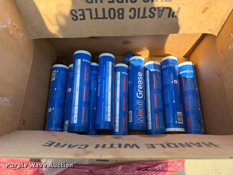 image for item DZ4723 (60) boxes of oil and grease