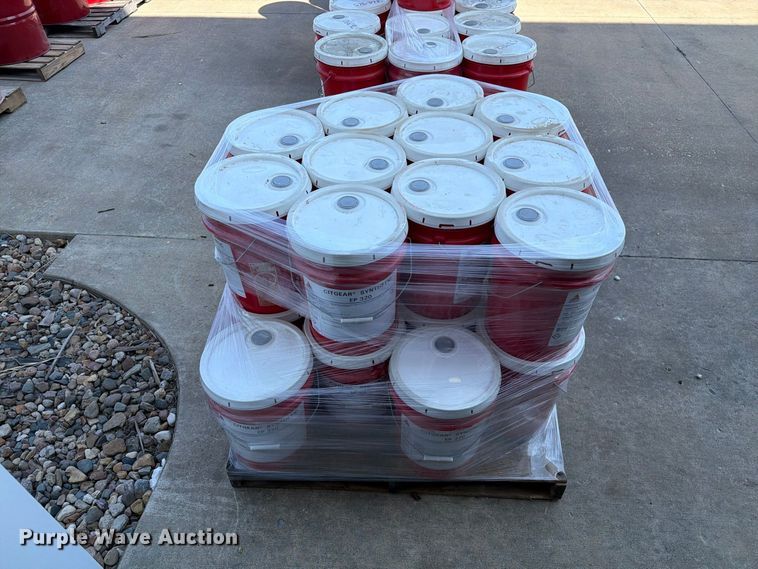 image for item DZ4724 Citgear Synthetic EP 320 gear oil