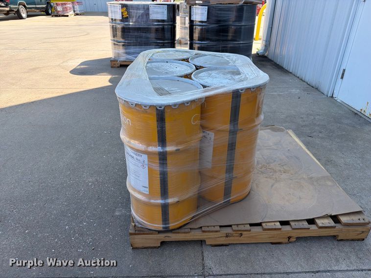 image for item DZ4725 (5) barrels of Clarion Food Machinery HT EP #2 grease