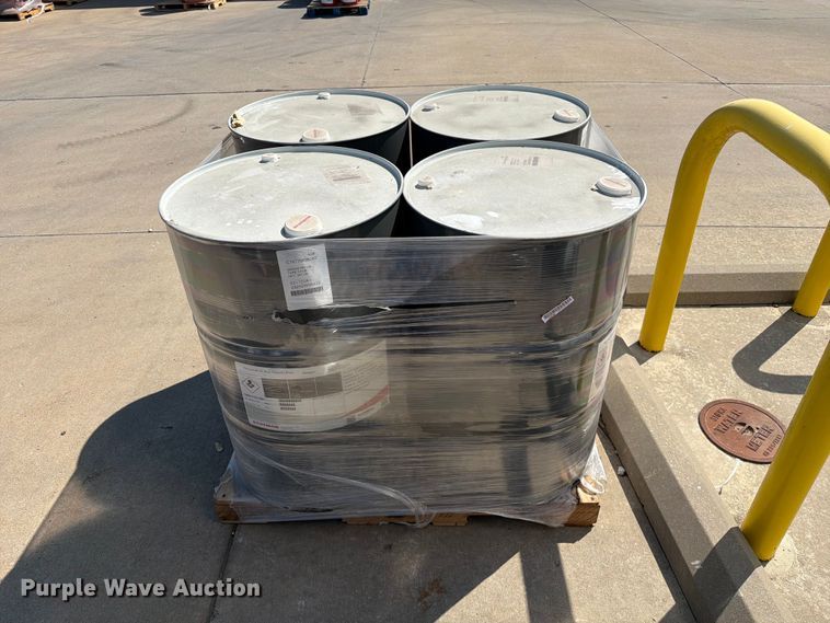 image for item DZ4728 (4) barrels of Therminol 55 heat transfer fluid