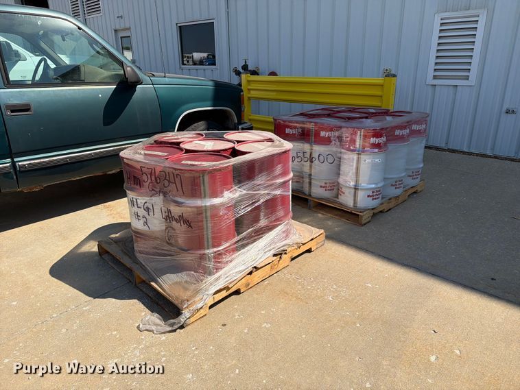 image for item DZ4729 (15) barrels of grease