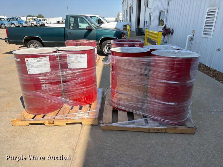 image for item DZ4730 (5) barrels of Citgo Citgear Synthetic EP 220