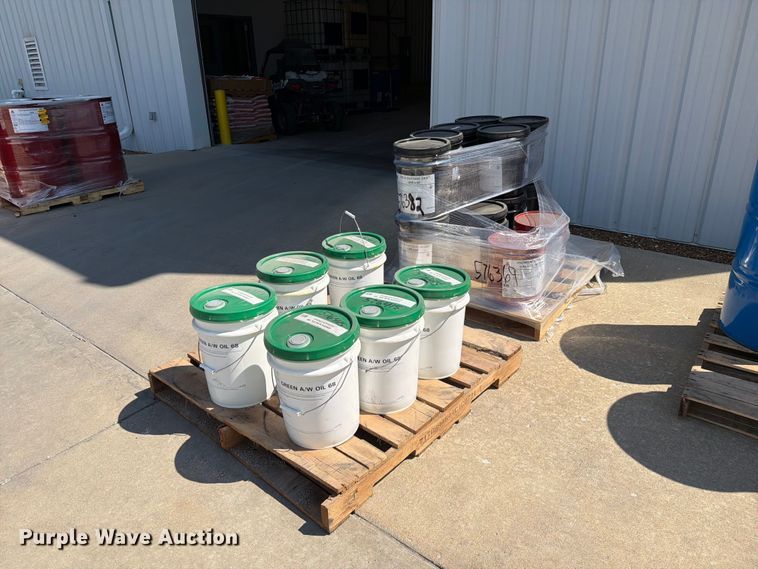 image for item DZ4732 (13) buckets of Mystik OG-5 outside gear grease 