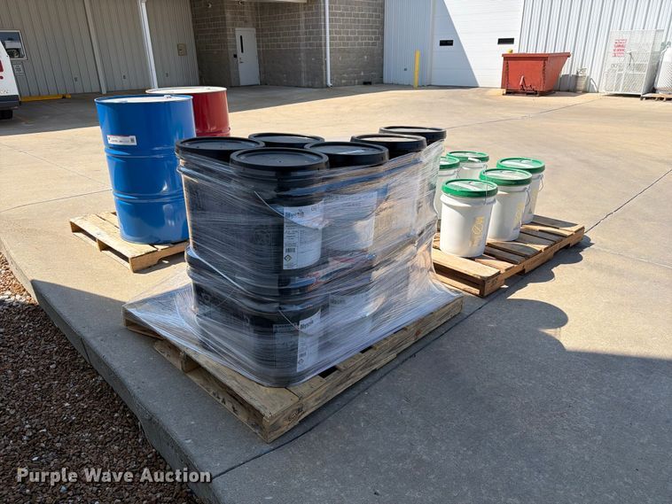 image for item DZ4732 (13) buckets of Mystik OG-5 outside gear grease 