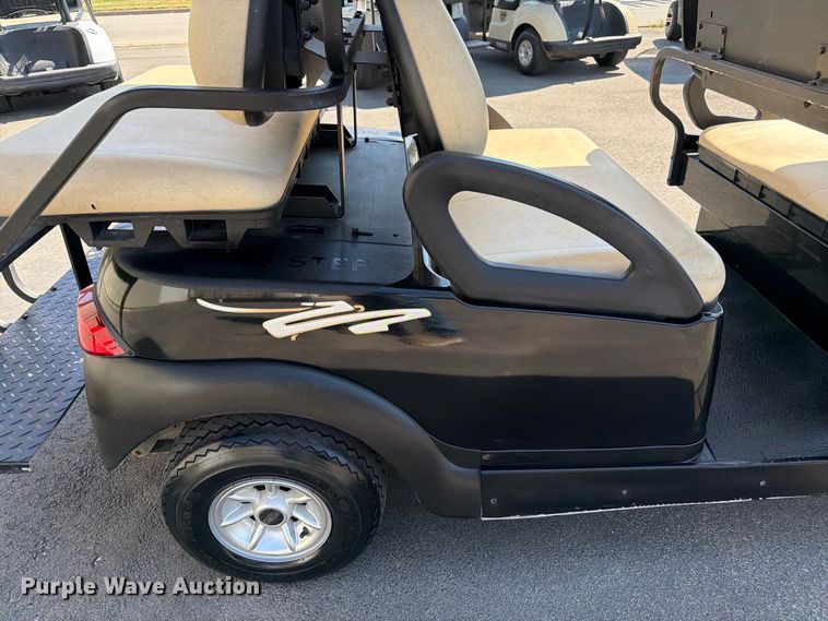 image for item DZ4738 2006 Club Car Precedent IQ golf cart