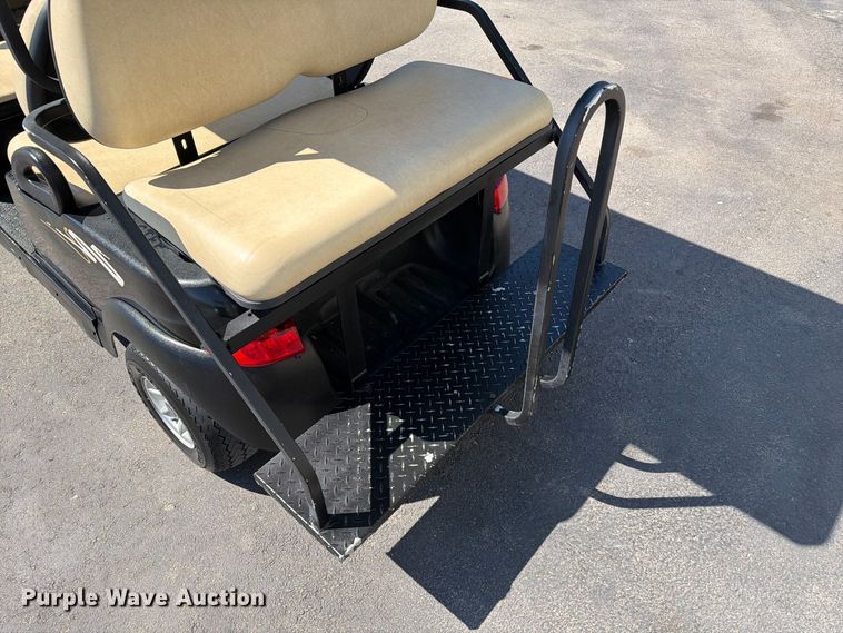 image for item DZ4738 2006 Club Car Precedent IQ golf cart