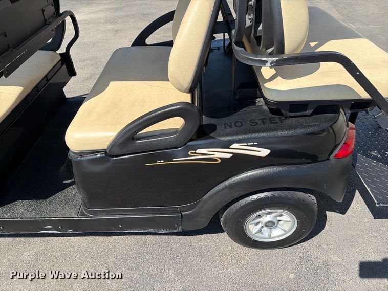 image for item DZ4738 2006 Club Car Precedent IQ golf cart