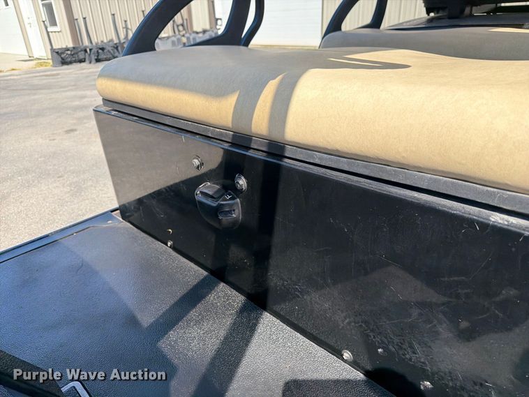 image for item DZ4738 2006 Club Car Precedent IQ golf cart