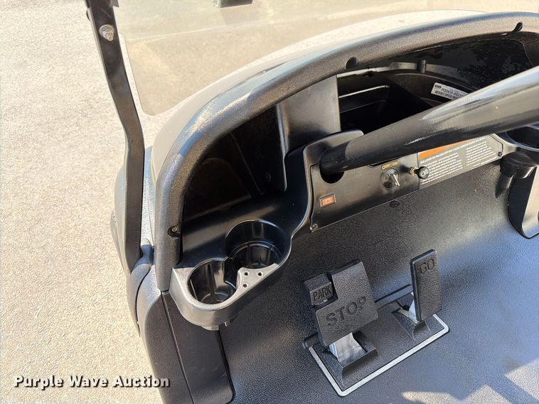 image for item DZ4738 2006 Club Car Precedent IQ golf cart