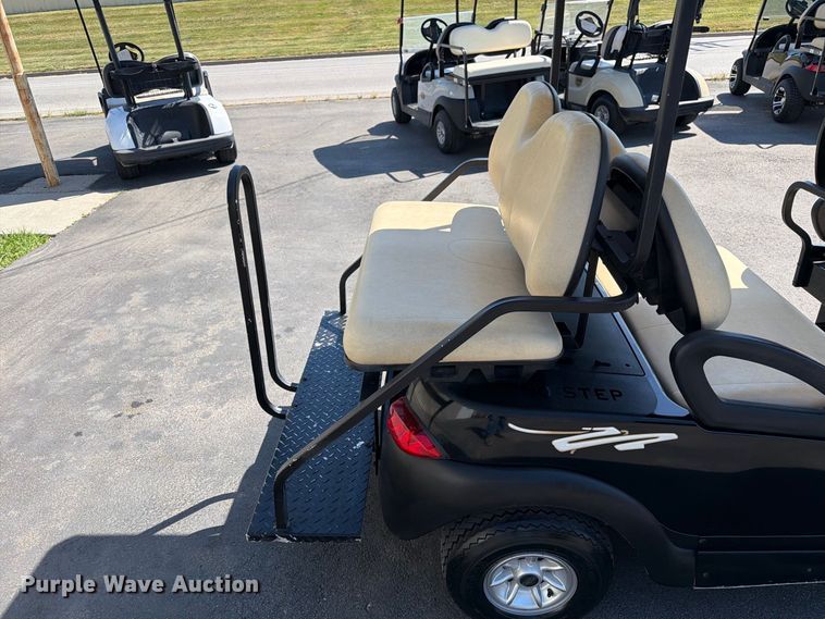 image for item DZ4738 2006 Club Car Precedent IQ golf cart