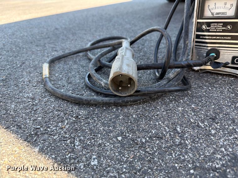 image for item DZ4738 2006 Club Car Precedent IQ golf cart