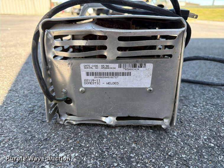 image for item DZ4738 2006 Club Car Precedent IQ golf cart