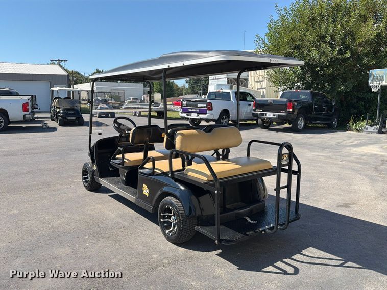 image for item DZ4739 2006 E-Z-GO TXTG golf cart