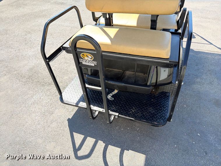 image for item DZ4739 2006 E-Z-GO TXTG golf cart