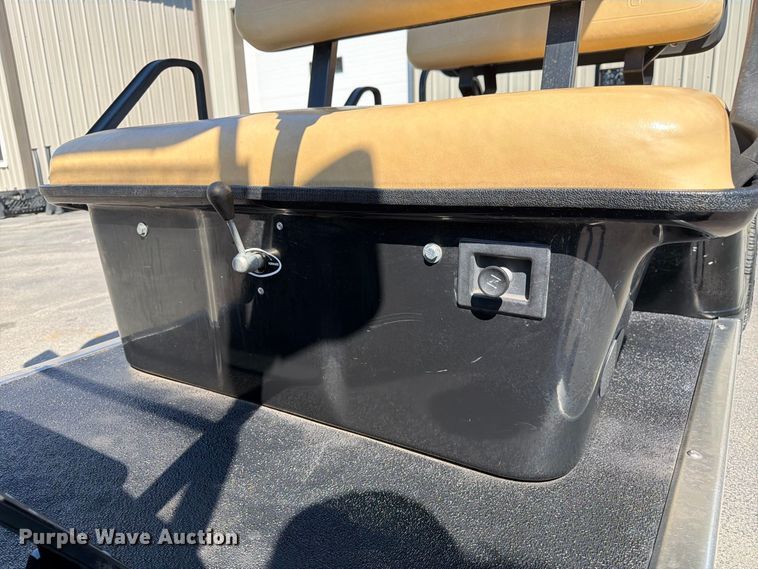 image for item DZ4739 2006 E-Z-GO TXTG golf cart