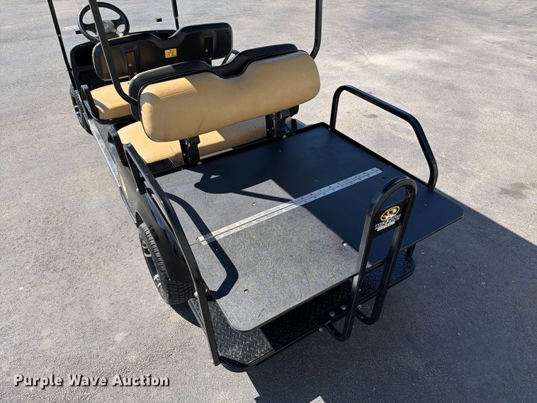image for item DZ4739 2006 E-Z-GO TXTG golf cart