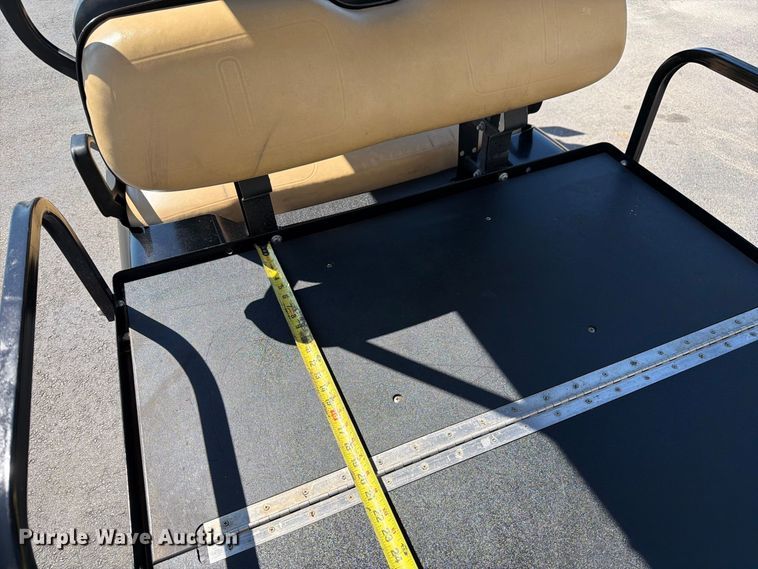 image for item DZ4739 2006 E-Z-GO TXTG golf cart