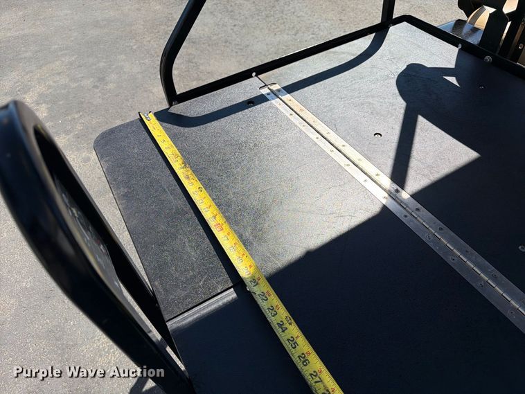 image for item DZ4739 2006 E-Z-GO TXTG golf cart