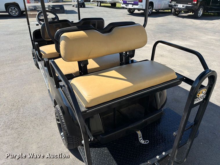 image for item DZ4739 2006 E-Z-GO TXTG golf cart