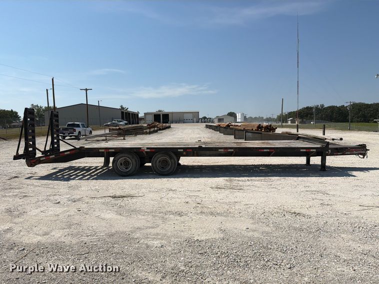 image for item DZ4755 2007 Trailerman equipment trailer