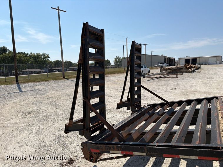 image for item DZ4755 2007 Trailerman equipment trailer