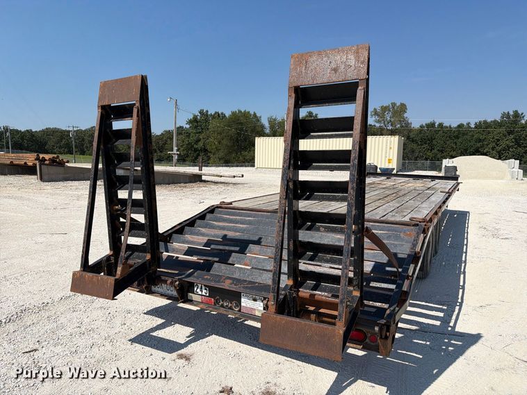 image for item DZ4755 2007 Trailerman equipment trailer