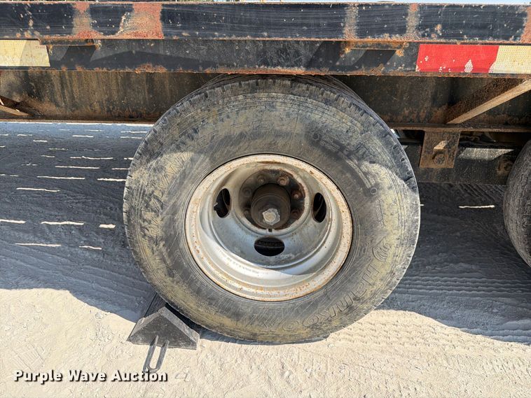 image for item DZ4755 2007 Trailerman equipment trailer