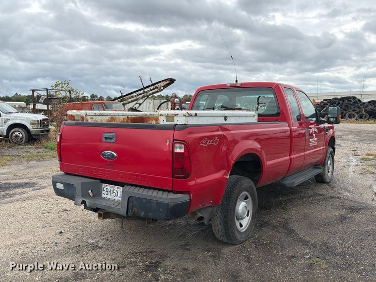 image for item DZ4783 2009 Ford F350 Super Duty XL Ext. Cab pickup truck