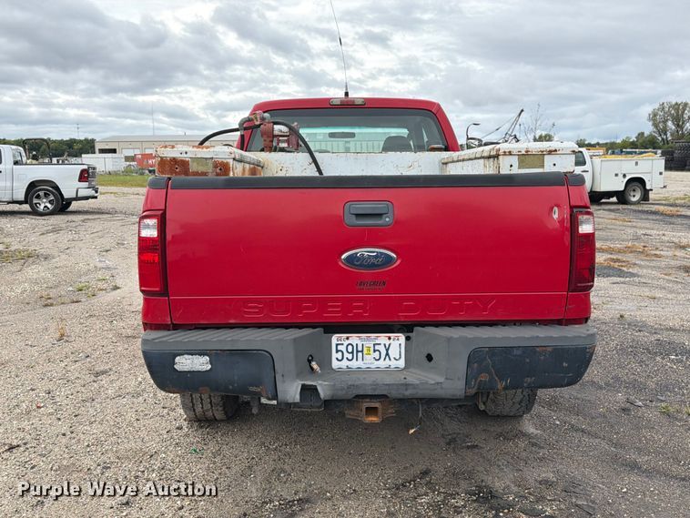 image for item DZ4783 2009 Ford F350 Super Duty XL Ext. Cab pickup truck