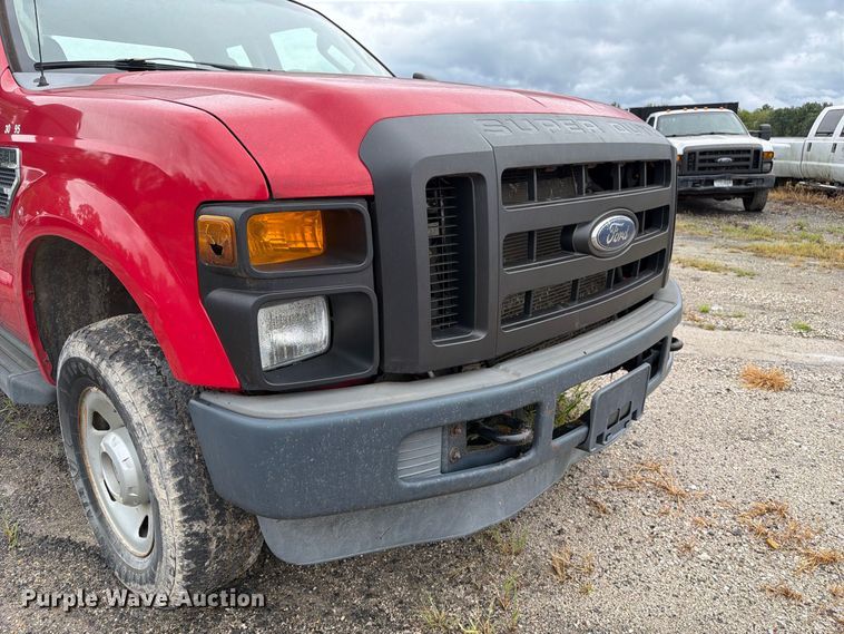 image for item DZ4783 2009 Ford F350 Super Duty XL Ext. Cab pickup truck