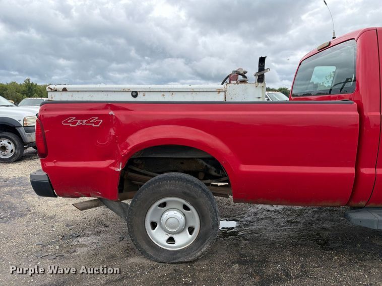 image for item DZ4783 2009 Ford F350 Super Duty XL Ext. Cab pickup truck
