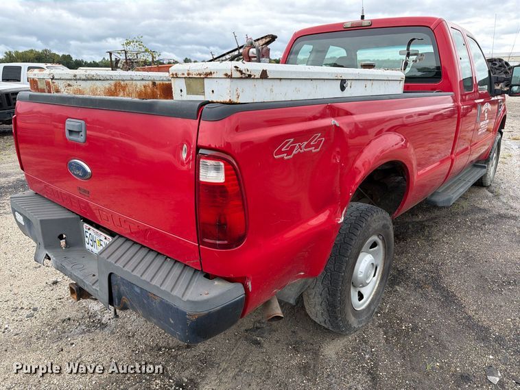 image for item DZ4783 2009 Ford F350 Super Duty XL Ext. Cab pickup truck