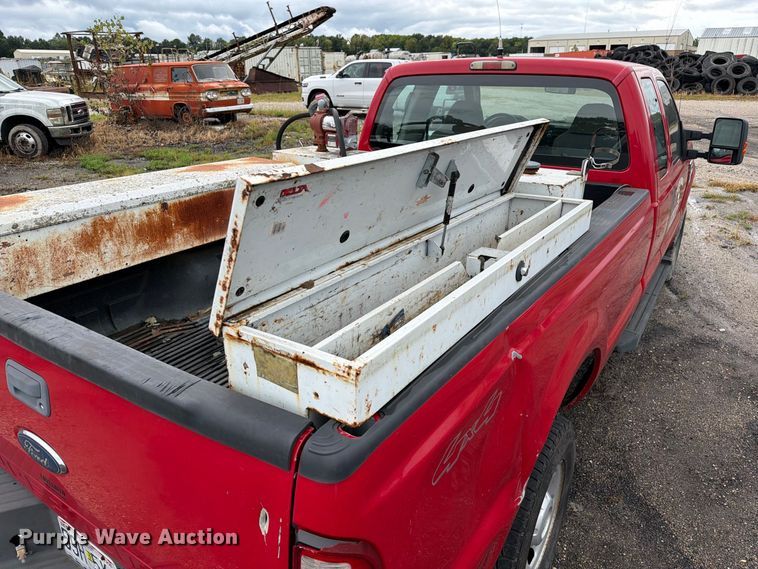 image for item DZ4783 2009 Ford F350 Super Duty XL Ext. Cab pickup truck