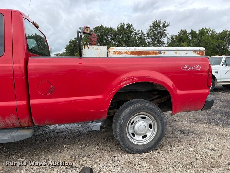 image for item DZ4783 2009 Ford F350 Super Duty XL Ext. Cab pickup truck